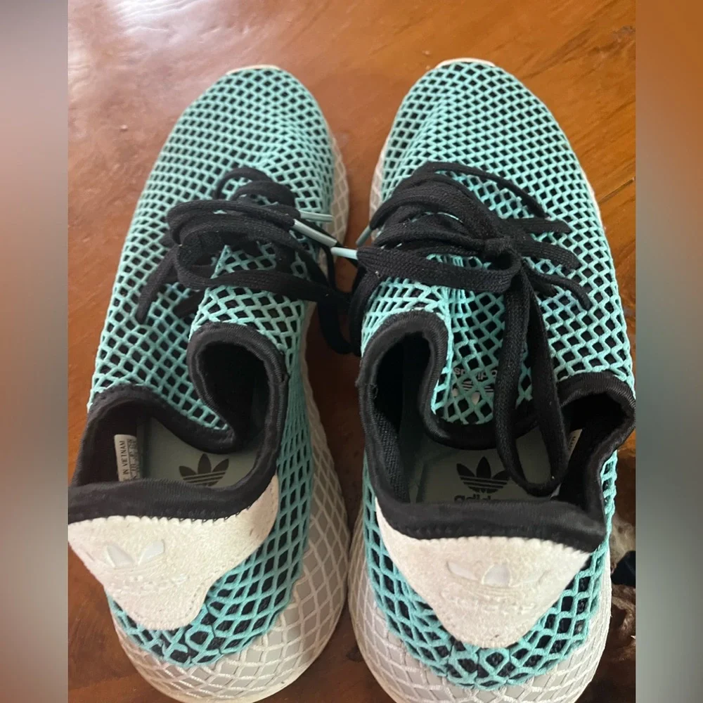 adidas modern lightweight